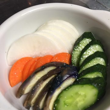 八百屋のぬか漬け<br>Rice pickled vegetables